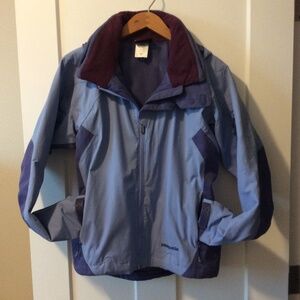 Patagonia waterproof hardshell Ski / Snowboard Jacket - Purple W's Medium
